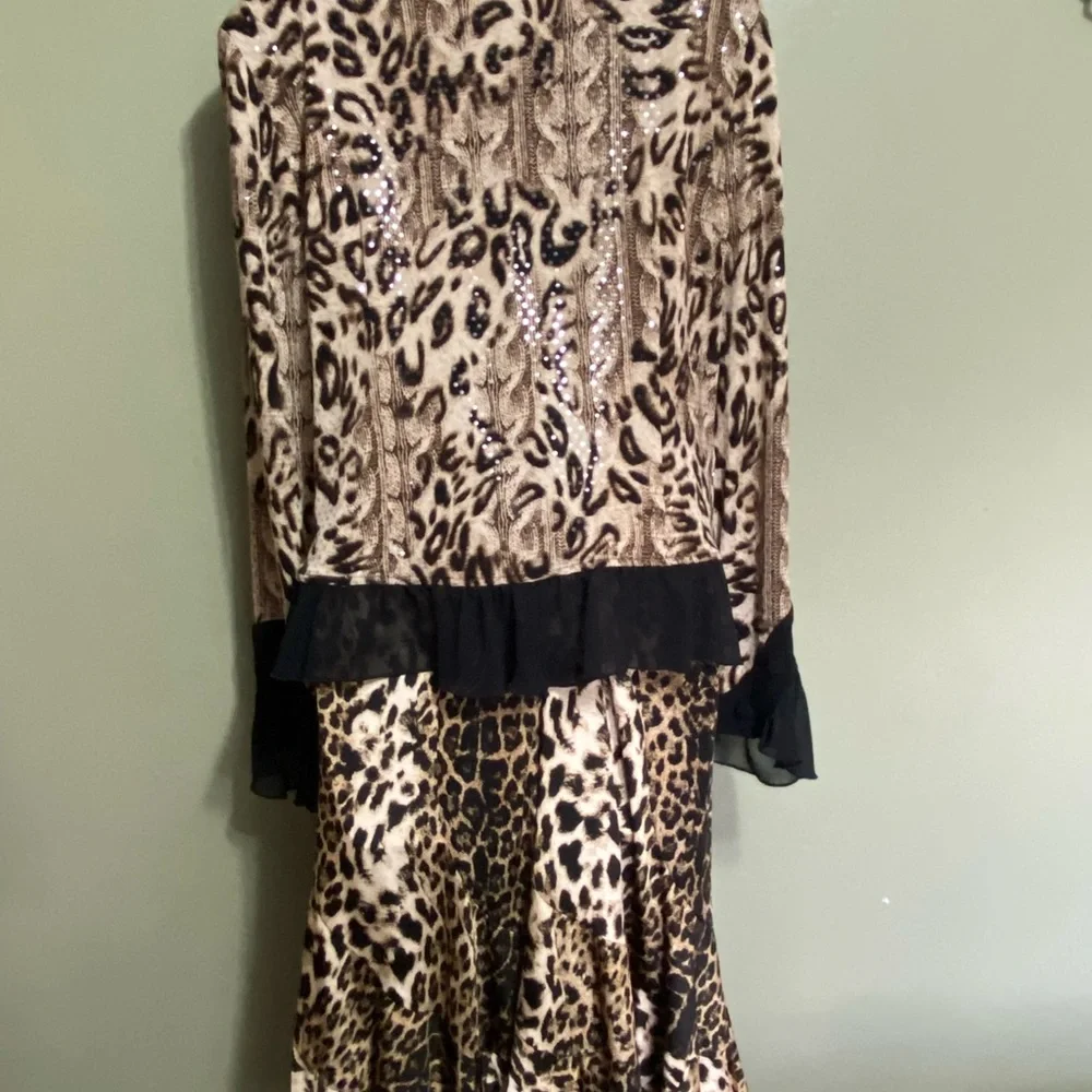NWT Joseph Ribkoff Cheetah Blouse and Skirt Set, Size‎ 12
